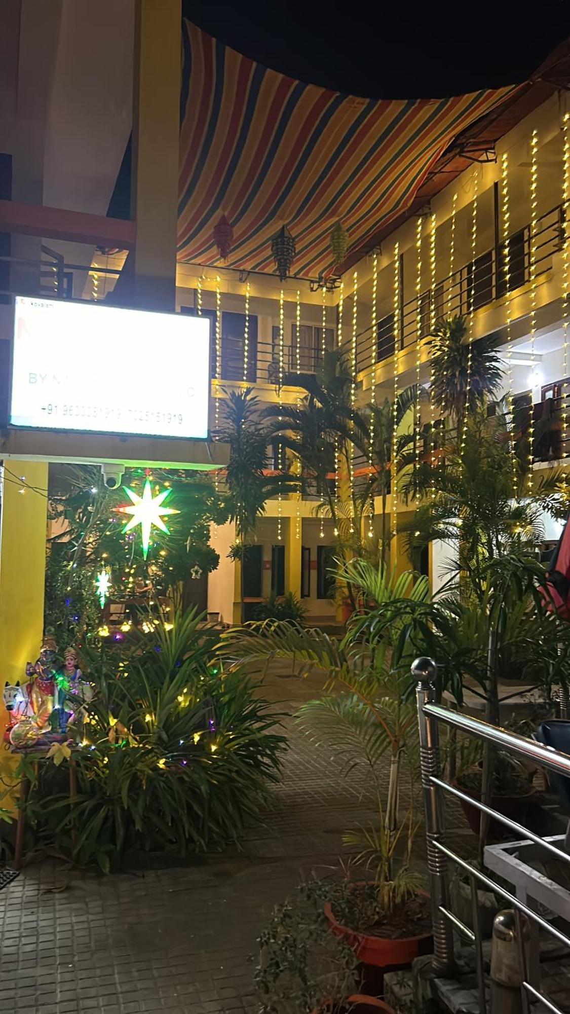 New Kovalam Beach Hotel Exterior photo